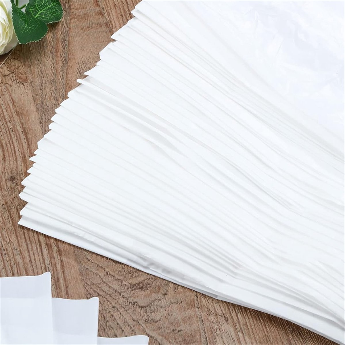 Lively- 100 Pcs Bib Sekali Pak - Gardening Tools For Elderly ulasan dan harga